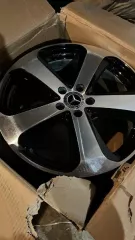 автомобильные запчасти комплект автомобильных дисков (4 шт)  (диаметром 52 см, глубина 20 см)комплект автомобильных дисков (4 шт), на которых имеется заглушка с логотипом "MERSEDES BENZ (диаметром 52 см, глубина 21 см)"комплект автомобильных дисков (4 шт) на которых имеется ставка черного цвета, на…
