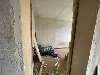 Жилое помещение площадью 37,5 кв.м., кадастровый номер 56:21:2901001:1160; земельный участок, вид разрешенного использования: для ведения личного подсобного хозяйства площадью 1 071+/- 23 кв.м., кадастровый номер 56:21:2901003:380. Местонахождение: Оренбургская область, Оренбургский район, п…