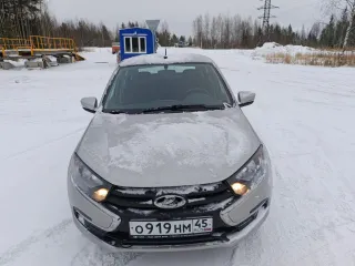LADA Granta 2021 LADA Granta, 2021 года выпуска, VIN: XTA219410M0189348 Обращаю внимание, что у автомобиля присутствует царапина по кузову, не работает магнитола, отсутствует сигнализация, отсутствуют задние стеклоподъёмники, присутствуют небольшие сколы на лобовом стекле. Также необходимо…