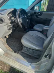 Hyundai Santa Fe Classic 2008, светло-бежевый. VIN: X7MSC81DP8A011101. Госномер: А561МУ142. Мощность: 173 л.с. (127.2 кВт). Имеются обеспечительные меры (ограничения) на основании определения Арбитражного суда Кемеровской области по делу А27-19598/2023 от 28.03.2024г.