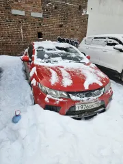 KIA Cerato 2010 ЦЕРАТО Красный 2010 г.в., легковой автомобиль, VIN KNAFU611AA5261166, марка, модель КИА ЦЕРАТО, год выпуска 2010, пробег 187 000 км, двигатель бензиновый, 1 591 см³, 126 л.с., КПП механическая.