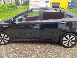 Kia Rio, 2013 года, 107 лс, 207690 км, АКПП. Легковой автомобиль KIA RIO, VIN Z94CB41ABER180785, 2013 г.в.