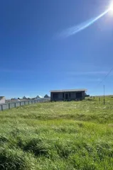 Жилое здание 75,6 кв.м и право аренды земельного участка 1338 кв.м в Башкортостане. Жилое здание, площадь: 75,6 кв.м., кадастровый номер: 02:73:010602:2370 и право аренды на земельный участок, категория земель: Земли населенных пунктов, разрешенное использование: Под индивидуальное жилищное…