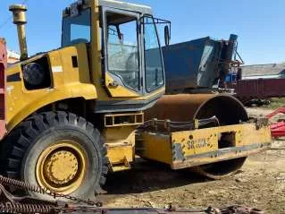 Каток дорожный Caterpillar CB54B, 2017 г.в., мощность двигателя 131,2 л.с, VIN: CATCB54BJS4P00307, ГРЗ 14РК9826.