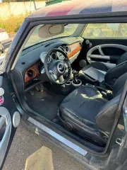 Mini Cooper, г/н HEV015, VIN WMWRC31070TB74404, 2004 г.в. Имущество продается в том виде, в каком оно есть, в случае продажи возврату/обмену не подлежит. За скрытые дефекты имущества Продавец ответственности не несет.