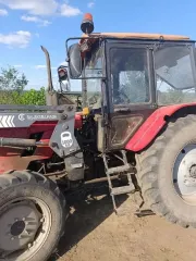 Трактор Беларус 952,3 2020 г.в., г/н 61ОТ7182, заводской № Y4R900Z14L1100417, двигатель Д-245.5 S2, 091105, ПСМ BYKБ001671, пробег 219 339 км., цвет кабины – красный, в залоге. Адрес (местоположение): Ростовская область, г. Донецк, пер. Победы, д. 16. Назначение: Трактор Беларус 952,3. Марка…