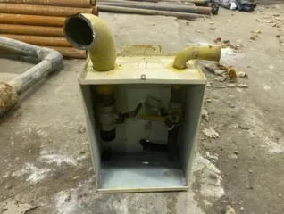 Лом черного металла в Санкт-Петербурге: лом стальных труб газопровода низкого давления, общий вес 11,96 кг, реестровый номер 0024КДЗ0000054; лом стального шкафного газорегуляторного пункта, общий вес 13 кг, реестровый номер 0024КДЗ0000053. Местонахождение: Российская Федерация, Санкт-Петербург…