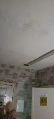 Нежилое здание общей площадью 694,8 кв.м с кадастровым номером 61:50:0030106:51, уборная площадью 4,4 кв.м с кадастровым номером 61:50:0030106:97. Местоположение: Ростовская область, г. Донецк, проспект Мира, д. 29. Земельный участок площадью 1535,0 кв.м с кадастровым номером 61:50:0030106:10, вид…