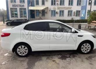 KIA RIO Год выпуска: 2012 Идентификационный номер  VIN : Z94CC41BADR091461 Номер шасси  рамы :    Номер кузова  кабины : Z94CC41BADR091461 Цвет кузова  кабины : Белый Номер двигателя:   Рабочий объем  см³ : 1591 Мощность  кВт/л.с. : 90/123.0 Экологический класс: ЧЕТВЁРТЫЙ