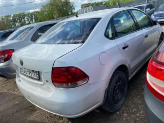 Volkswagen Polo 2013 Автомобиль марки VOLKSWAGEN модель Polo 2013 г.в. VINномер XW8ZZZ61ZDG064162