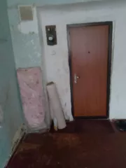 Квартира, площадь 16.6 кв.м., назначение: Жилое, адрес  местонахождение : Россия, Саратовская область, г. Саратов, ул. Посадского, д. 308, кв. №27, 27а, к. № 2, 28, 29, к. № 3, 30, 31, 32, 33, 34, 35, 37, к. № 5, 38, 39, 40 ком. 34, кадастровый  условный  номер: 64:48:010243:3337. Престижность…
