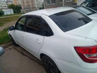 LADA GRANTA, 2022 Автомобиль LADA GRANTA, 2022 г.в., VIN: XTA219040N0831738, цвет кузова (кабины): белый, находится в залоге у АО «Авто Финанс Банк». На имущество наложены ограничения в виде запрета на регистрационные действия. В автомобиле выявлены следующие повреждения: бампер в передней части…