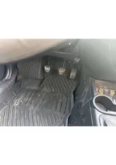 Lada Granta 2017, 87 лс, 160000 км. Транспортное средство LADA GRANTA, 2017, (VIN) XTA219110JY272101. Тех. описание: имеется вмятина на кузове со стороны водительской двери, автомобиль не заводится, скорее всего дело в стартере, дверные карты под замену, отсутствуют колонки и магнитола. Регион…