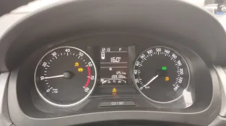 Skoda Rapid 2016 года, цвет белый, VIN XW8AC1NH2GK115427. АКБ отсутствует, по информации пробита прокладка ГБЦ. Автомобиль в залоге. Ознакомление по предварительной записи по телефону +79800668495 или email sergey.markelov.au@yandex.ru.