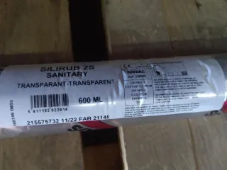 Рекламные панели и стройматериалы. Панель для рекламы из листов многослойного композиционного материала, размером 55,0*144,0*0,2 см, на лицевую поверхность нанесена цветная печать — 6 штук. Герметик силиконовый нейтральный «Penosil» широкого спектра применения в мягкой упаковке объемом 600 мл — 403…