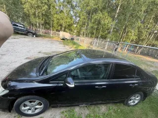 Honda Civic 2008, идентификационный номер (VIN): NLAFD75308W090323, кузов № NLAFD75308W090323. Ознакомиться с имуществом и документацией можно по месту нахождения по адресу: Ханты-Мансийский автономный округ - Югра, город Нижневартовск, улица Чапаева, дом 61, согласовав по телефону +7 982 501-92-97.