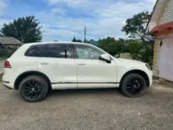 Volkswagen Touareg 2010, Легковой автомобиль: Марка: VOLKSWAGEN, Модель: TOUAREG, VIN: XW8ZZZ7PZBG002501, год выпуска 2010, стоимость 1 575 000 рублей. Имущество является предметом залога в пользу ПАО "Совкомбанк". Финансовый управляющий не гарантирует отсутствие новых ограничений во время…