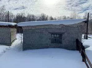 Нежилое здание, кадастровый номер: 66:12:6801003:445; площадь: 57,8 кв. м. Нежилое здание, кадастровый номер: 66:12:6801003:447; площадь: 24,5 кв. м. Нежилое здание, кадастровый номер: 66:12:6801003:444; площадь: 381,3 кв. м. Нежилое здание, кадастровый номер: 66:12:6801003:446; площадь: 93 кв. м…