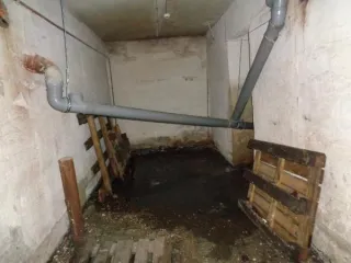 Нежилое помещение 84,4 кв.м, Брянская область, г. Брянск, ул. Почтовой, д.57, пом.III, этаж 1, подвал. Кадастровый номер 32:28:0011603:1369. Год ввода в эксплуатацию: 1969.