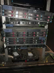 Сервер (3 поз.), 
Сервер DL180G6 (2 поз.), 
Сервер HP ProLiant ML350, 
Пплатежный терминал «Стандарт» АПП-1, 
Коммутатор J8151A, 
Маршрутизатор, 
Жесткие диски очищены от информации, 
г. Пермь