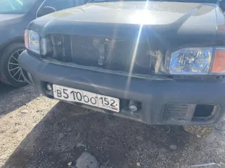 Nissan Pathfinder 2001 года, универсал, черный цвет, VIN JN8DR09Y91W610630.