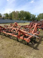 Пневматический посевной комплекс Agrator-9800 (бункер 9 куб.м), заводской номер 175, год изготовления 2012.