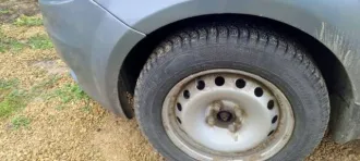 Fiat Punto 2007 года, 77 л.с., пробег 175 000 км, АКПП. Приехала своим ходом. Не работает кондиционер, задние двери открываются только изнутри, ошибка по подушкам, очаги коррозии по кузову. Более подробное техническое состояние выясняйте самостоятельно в ходе осмотра.