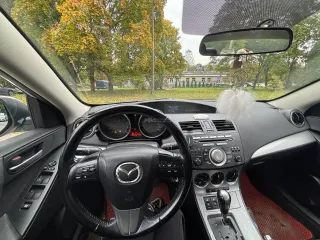 MAZDA 3 2011 - ТС: MAZDA 3, 2011 года выпуска, номер кузова (кабины, прицепа): JMZBL12Z501281802, цвет кузова: белый. Ограничения/обременения: залог в пользу ПАО СКБ Приморья «ПРИМСОЦБАНК»