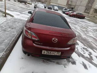 Легковой седан Mazda 6. VIN: JMZGH12F701495916. Год выпуска: 2011. Цвет: красный.