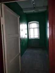Земельный участок общей площадью 650 кв.м. с кадастровым номером: 43:41:000042:173, по адресу: Российская Федерация, Кировская область, г.о. город Вятские Поляны, г. Вятские Поляны, ул. Советская, з/у 15 с расположенным на нем объектом федерального имущества – нежилое здание общей площадью 212,4…