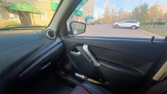 LADA Granta 2018 автомобиль марки LADA 219070 модель LADA GRANTA 2018 г.в. VIN-номер XTA219070J0526975, цвет - белый. Находится в залоге у ПАО "Совкомбанк"