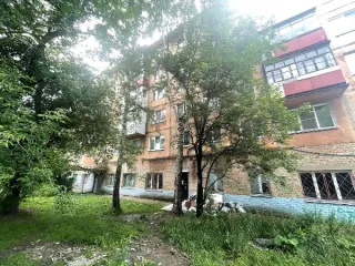 Нежилое помещение 123,2 кв.м в Златоусте, ул. Северная, д. 30, цокольный этаж. Год ввода в эксплуатацию: 1975. Кадастровый номер: 74:25:0304626:2079.