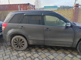 Suzuki Grand Vitara 2013 года, 169 лс, 300000 км, полный привод, АКПП. Автомобиль легковой Suzuki Grand Vitara, VIN JSAJTDA4V00276881. По факту осмотра имущества, выявлено следующее: - Сведения о наличии и местонахождении документов (ПТС/ПСМ): находятся в автомобиле. - Наличие внешних повреждений и…