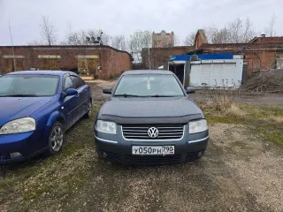 Volkswagen Passat 2003 года, VIN WVWPD63B93P433525, категория B. Двигатель AWM 195996, 1781 см³, мощность 170 л.с. (125 кВт). Кузов серый темный, VIN кузова WVWPD63B93P433525. Максимальная масса 2030 кг, масса без нагрузки 1470 кг.