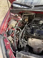 Mitsubishi Lancer, 2006, 98 лс, АКПП, идентификационный номер (VIN): JMBSRCS3A7U011156, гос.номер Х422РВ72. Автомобиль не на ходу, отсутствует аккумулятор, возможно потребуется капитальный ремонт или замена ДВС. Находится в залоге у АО "ТБанк". Пробег неизвестен.