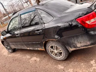 Лада Гранта, 2014 Легковой автомобиль Лада Гранта, 2014 г.в., г/н А065СК43, XTA219010E0242254, сине-черного цвета. Легковой автомобиль Лада Гранта, 2014 г.в., г/н А065СК43, XTA219010E0242254, сине-черного цвета, в рабочем состоянии. Местонахождение: Кировская область, Мурашинский район, г. Мураши…