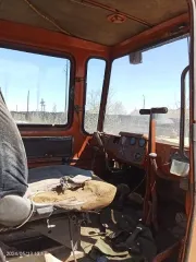 Трактор марки "МТЗ-82"; Тракторный прицеп без государственного знака; Трактор ДТ-75