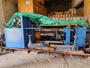 Азотная установка GN20/20; 
Воздушный компрессор F1107554/S0014746; 
Гидравлический пресс, модель Y32-400 Т производства Jiangsu PLSON Machine Tool Co.; 
Пушка электронно-лучевая для вакумной сварочной установки Этап 181165.12.15.1