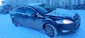 Ford Mondeo 2010 года выпуска. VIN: X9FDXXEEBDAG38145. Автомобиль заводится, на ходу, разбита задняя фара стоп-сигнала. Тип двигателя - бензиновый, ручная коробка переключения передач. Ознакомление с имуществом по предварительному согласованию по e-mail: evgenijgavrilov816@gmail.com.