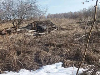Земельные участки 1400 кв.м. Кемеровская область Земельный участок в Кемеровской обл., 1400 кв.м. Земельный участок, общей площадью 1400 кв.м., с кадастровым номером 42:07:0107005:918, находящийся по адресу: Кемеровская область, МО Мариинский, с. Красные Орлы, ул. Аэродромная, з/у 32/1
