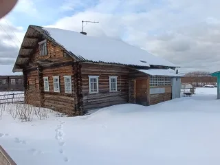 1/2 доли в праве на жилой дом, площадь 56,3 кв.м., назначение: жилое, количество этажей: 1, адрес (местонахождение): Российская Федерация, Архангельская область, м.р-н Шенкурский, с.п. Федорогорское, д. Нюнежская, д. 20, кадастровый (условный) номер: 29:20:091601:46.
