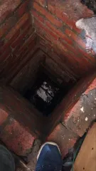 Гаражный бокс № 599 площадью 20,1 кв. м, расположенный в ГСК "Полет-21" по адресу: г. Омск, ул. 2-я Солнечная, д. 27/3. Вид собственности — общая совместная.