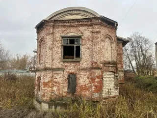 Северная башня ограды и сторожка церкви Крестовоздвижения 1859 года, 179 м². Ярославская область, Ростовский район, город Ростов, площадь Советская, дом 19б. Объект культурного наследия местного (муниципального) значения. Земельный участок с кадастровым номером 76:19:010226:4. Кадастровый номер…