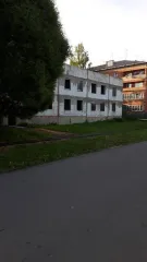 Здание общежития 991.1 кв.м. и земельный участок 1220 кв.м. в Ленинградской обл. еще здание общежития, 2-х этажное, площадью 991.1 кв.м., расположенное по адресу: Ленинградская обл., Волховский р-н, п. Селиваново, ул. Первомайская, д. 11, кадастровый номер: 47:10:0701001:222; земельный участок…