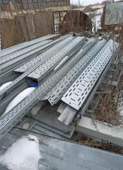Лоток перфорированный оцинкованный 600х50х3000 в количестве 52 шт. Лоток неперфорированный оцинкованный 300х50х2500 в количестве 166 шт. Лоток перфорированный оцинкованный 400х50х3000 в количестве 25 шт. Аппарат ГКК-1-1-1-1,5-0,07-У. Изготовитель ООО "ПТИМАШ", зав. № 25. Аппарат…