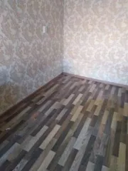 Квартира в Свердловской обл., 25,6 кв.м, 1 комн., жилая недвижимость – квартира, находящаяся в залоге у АО «ТБанк», адрес: Свердловская область, р-н. Белоярский, рп. Белоярский, ул. Есенина, д. 7. Кадастровый номер: 66:06:1701008:410