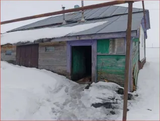 Жилой дом 65,2 кв.м и земельный участок 3780 кв.м в Саратовской области. Кадастровый номер дома: 64:30:150101:424. Кадастровый номер участка: 64:30:150101:60. Категория земель: земли населенных пунктов. Вид разрешенного использования: для ведения личного подсобного хозяйства.