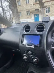 Продается автомобиль Nissan Note 2017 года выпуска, номер кузова E12542978. В залоге у ПАО "Совкомбанк".