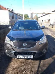 SsangYong Actyon 2011 года, 149 л.с., пробег 199567 км, автоматическая коробка передач. Автомобиль на ходу, заводится. Требуется замена сальников со стороны шкива и коробки передач, а также замена прокладки или всей клапанной крышки. Заменены генератор, приводные ремни, тормозные колодки и…