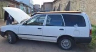 Легковой автомобиль НИССАН AD, 1999 г.в., кузов № VFY 10 183795, цвет кузова белый